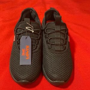 Levi’s shoes size 6.5 brandnew
